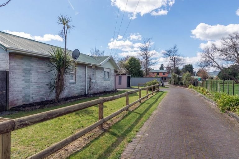 Photo of property in 59 Robinson Avenue, Holdens Bay, Rotorua, 3010