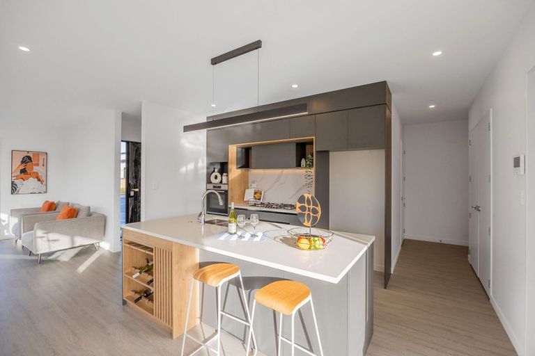 Photo of property in 14 Cutfield Lane, Kumeu, 0810