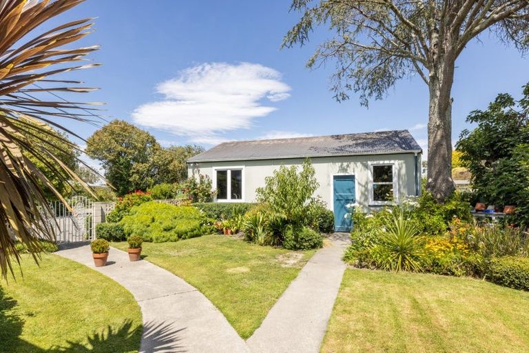 Photo of property in 36 Kaiapo Road, Camberley, Hastings, 4120