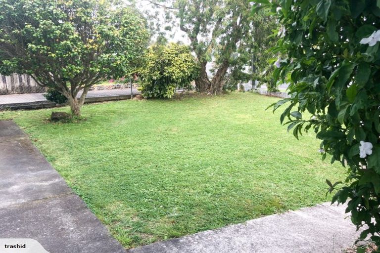 Photo of property in 65 Ridge Road, Howick, Auckland, 2014