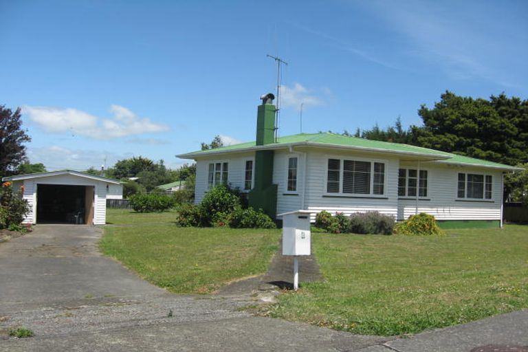 Photo of property in 4 Haggitt Street, Feilding, 4702