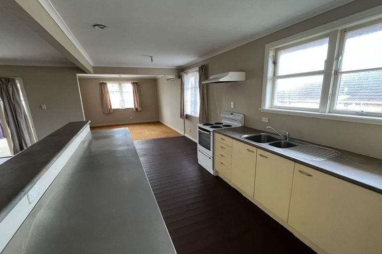 Photo of property in 4 Browning Street, Manurewa East, Auckland, 2102