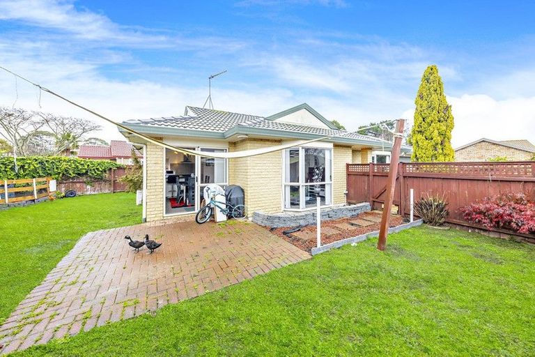 Photo of property in 30 Sheriff Place, Randwick Park, Auckland, 2105