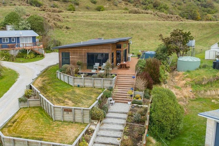 Photo of property in 32a Tenby Street, Moeraki, Palmerston, 9482