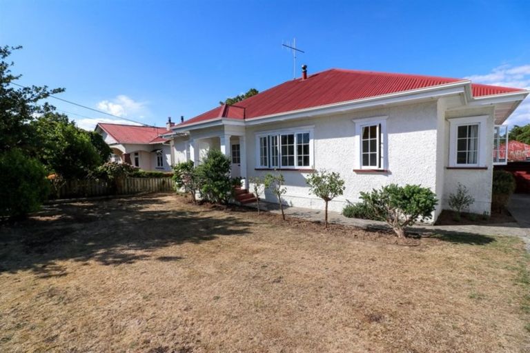Photo of property in 22 Victoria Avenue, Dannevirke, 4930