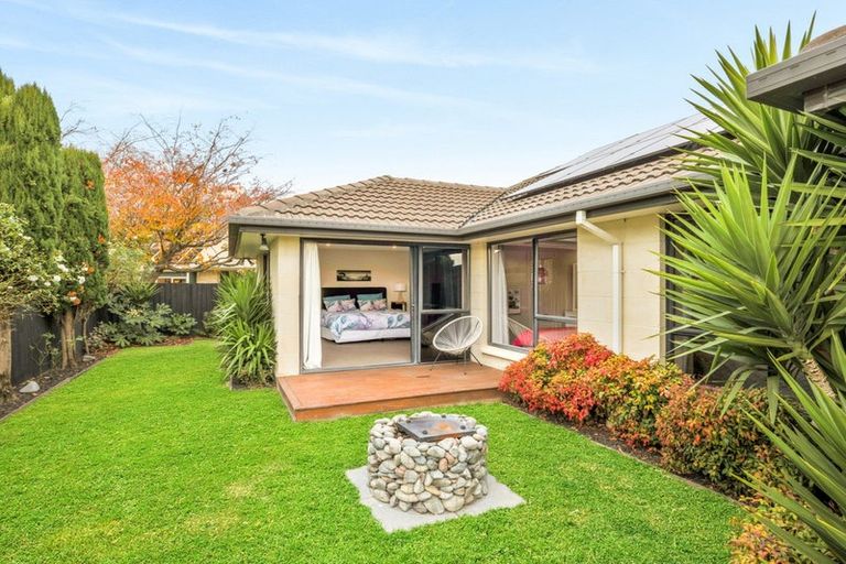 Photo of property in 3 Hunt Lane, Avondale, Christchurch, 8061
