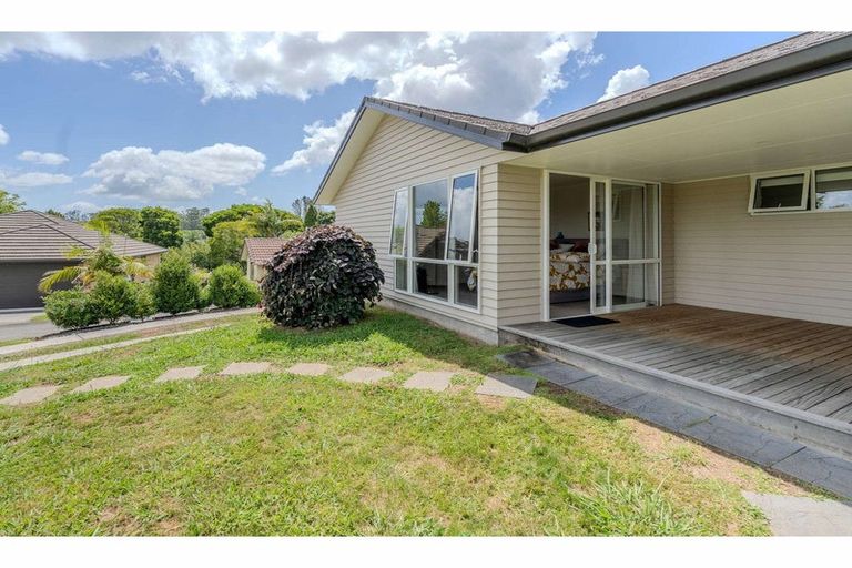 Photo of property in 32 Aranga Road, Kerikeri, 0230