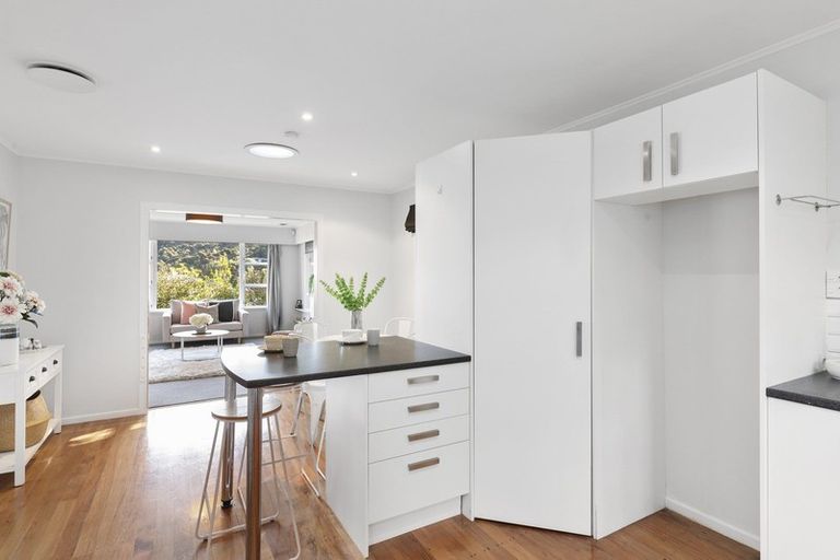 Photo of property in 99 Thomas Street, Stokes Valley, Lower Hutt, 5019