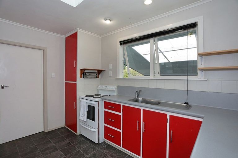Photo of property in 14 Ongo Road, Hunterville, 4730