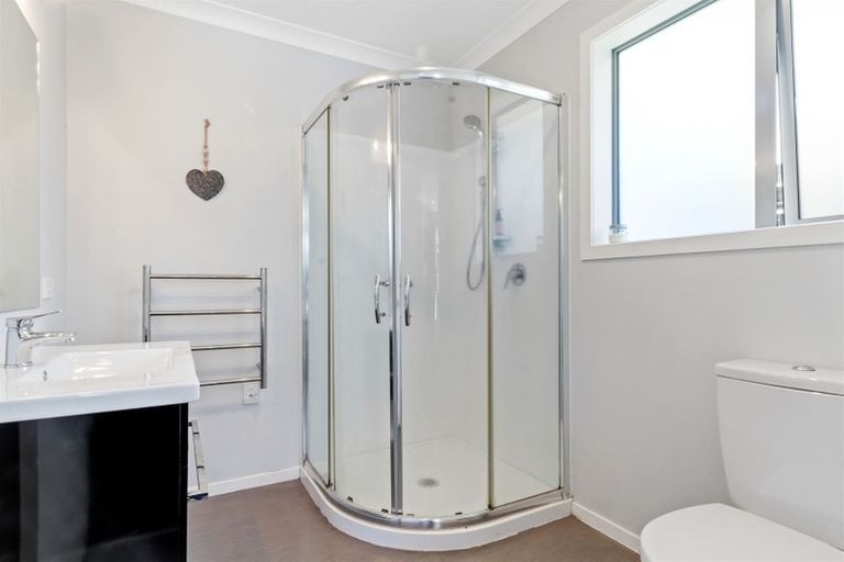 Photo of property in 14 Allendale Place, Morrinsville, 3300