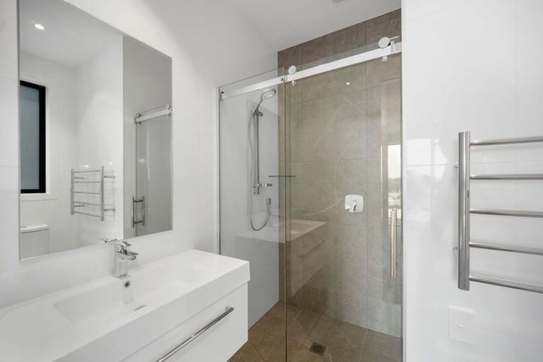 Photo of property in 56 Mangatawhiri Road, Omaha, 0986