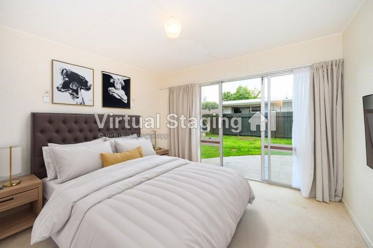 Photo of property in 24 Wikiriwhi Crescent, Awapuni, Palmerston North, 4412