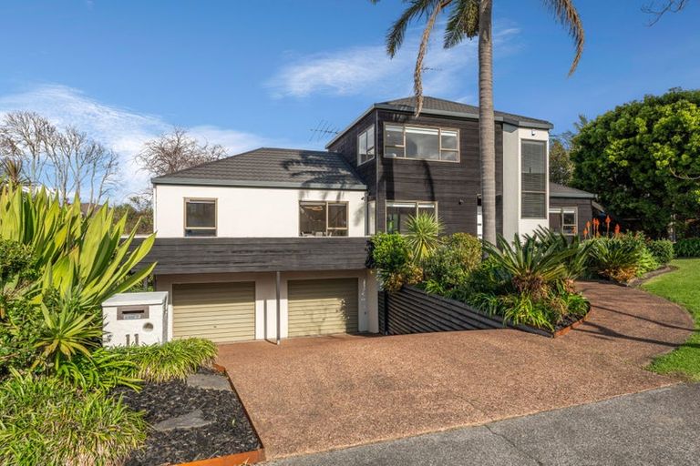 Photo of property in 11 Stevenson Way, Cockle Bay, Auckland, 2014