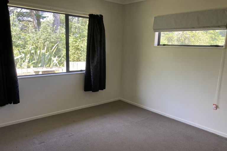Photo of property in 21 Mona Vale, West Harbour, Auckland, 0618