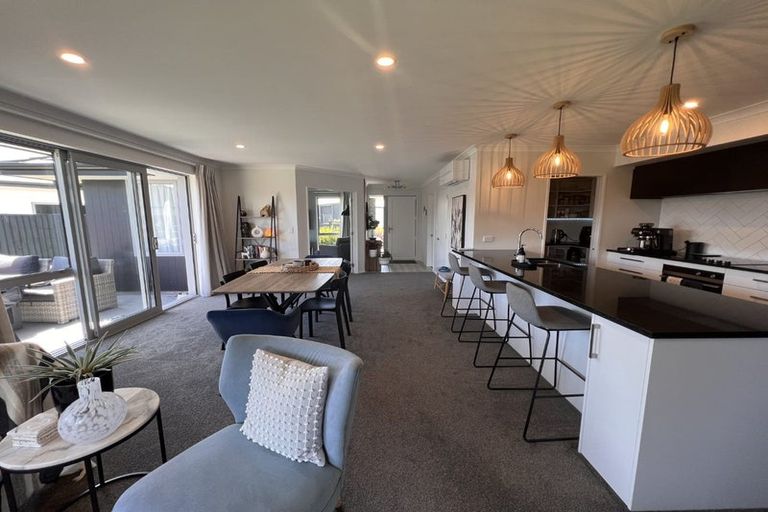 Photo of property in 7 Sarah Street, Marshland, Christchurch, 8083