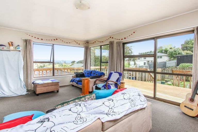 Photo of property in 235c Titirangi Road, Titirangi, Auckland, 0604