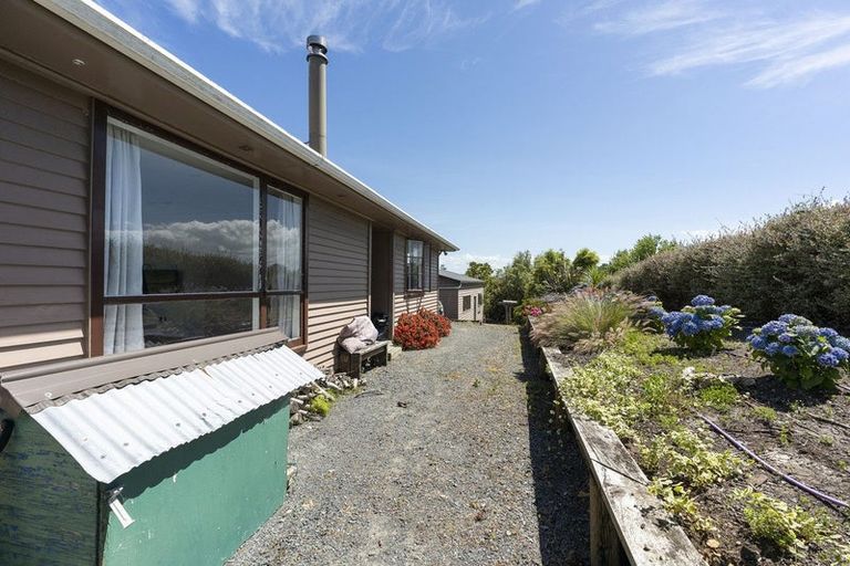 Photo of property in 19 Kerr Road, Parua Bay, Onerahi, 0192