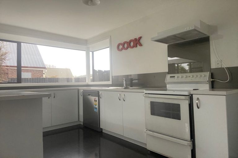 Photo of property in 1/4b Wichita Place, Burwood, Christchurch, 8083