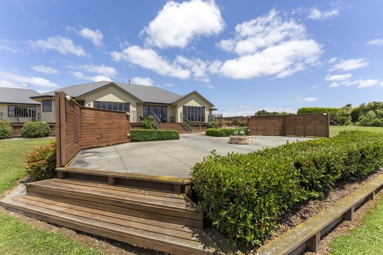Photo of property in 45f Briarwood Road, Kelvin Grove, Palmerston North, 4470