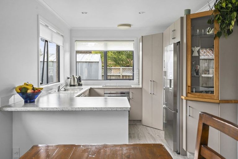 Photo of property in 5 Bronte Place, Leamington, Cambridge, 3432