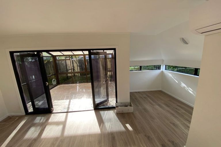 Photo of property in 1/8 Priestley Drive, Bucklands Beach, Auckland, 2014