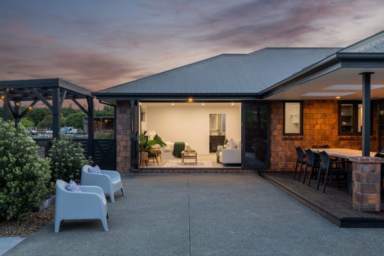 Photo of property in 23 Heywards Road, Clarkville, Kaiapoi, 7692