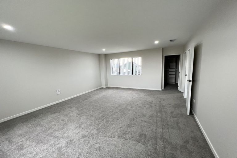 Photo of property in 55c Potter Avenue, Northcote, Auckland, 0627