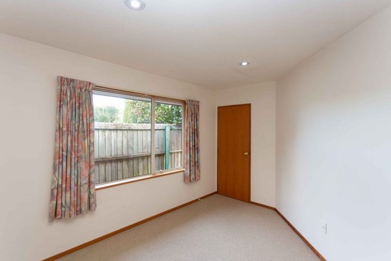 Photo of property in 1/3 Lantern Lane, Halswell, Christchurch, 8025