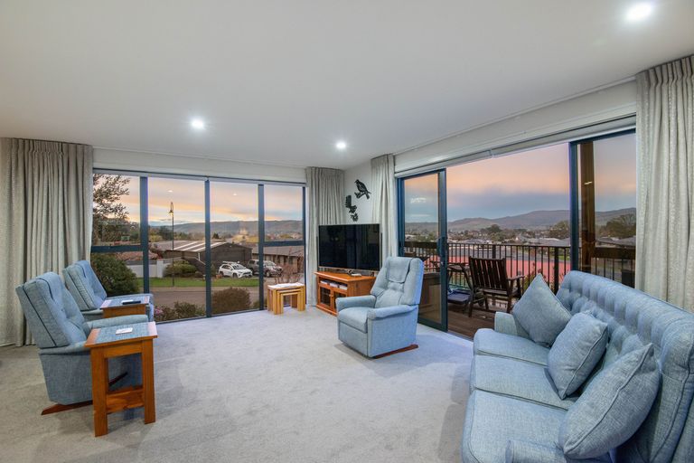 Photo of property in 39 Heathfield Drive, Mosgiel, 9024