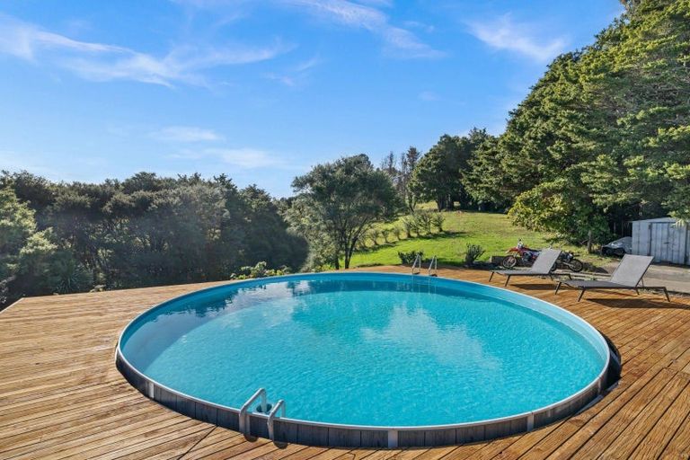 Photo of property in 22 Kohinui Heights Rise, Parua Bay, 0192