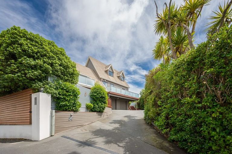 Photo of property in 54a Belleview Terrace, Mount Pleasant, Christchurch, 8081