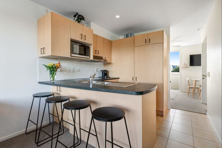 Photo of property in 24/3 Riverside Road, Orewa, 0931