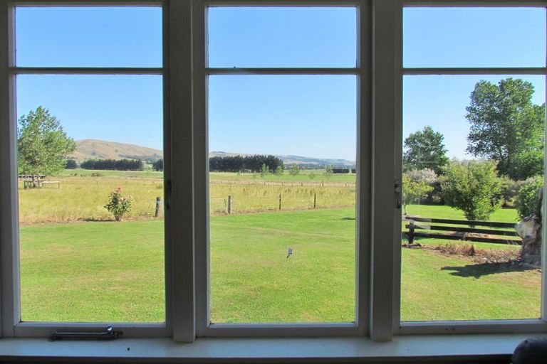 Photo of property in 212 Caveland Road, Te Whiti, Masterton, 5884