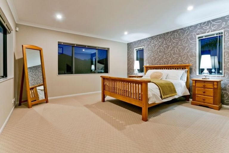 Photo of property in 57 Laurel Oak Drive, Schnapper Rock, Auckland, 0632