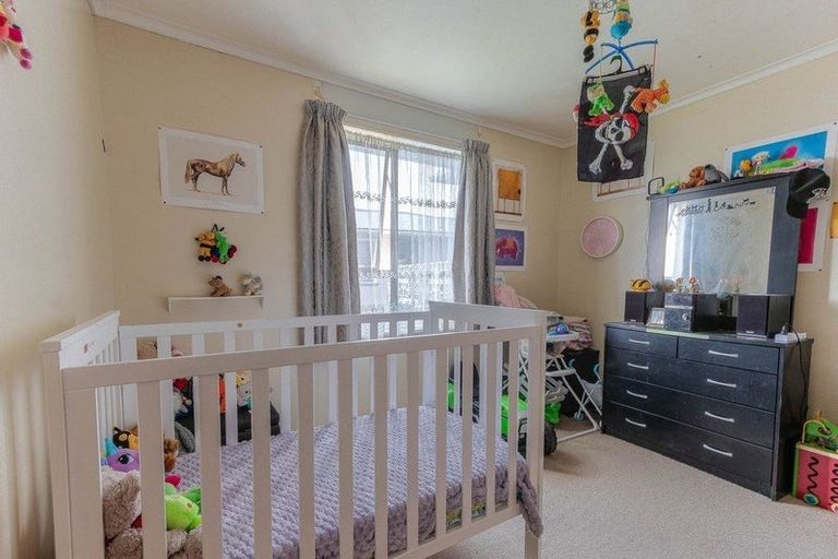 Photo of property in 76 Matai Street, Castlecliff, Whanganui, 4501