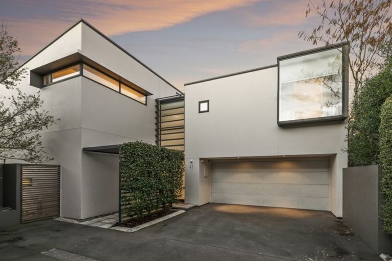 Photo of property in 43 Beveridge Street, Christchurch Central, Christchurch, 8013