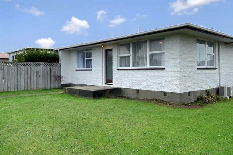 Photo of property in 1/44 Lyndon Street, Riccarton, Christchurch, 8041