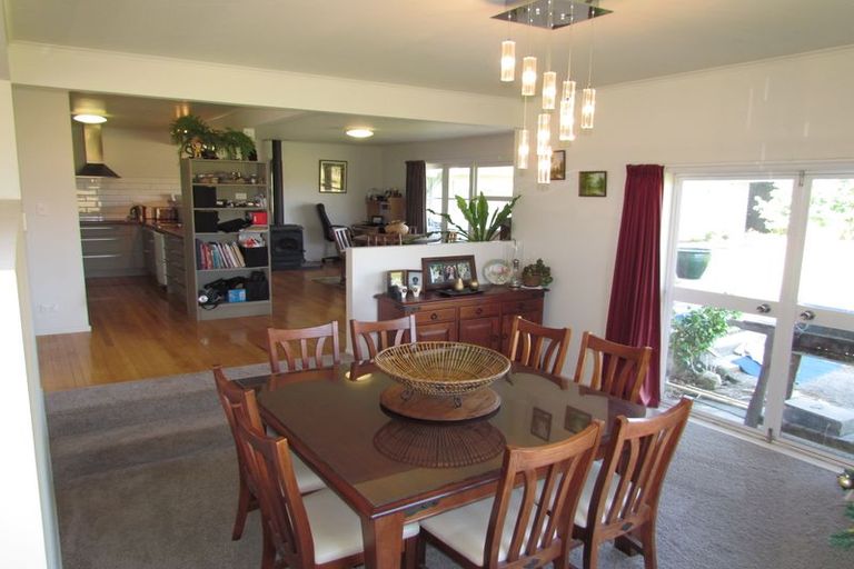 Photo of property in 212 Caveland Road, Te Whiti, Masterton, 5884