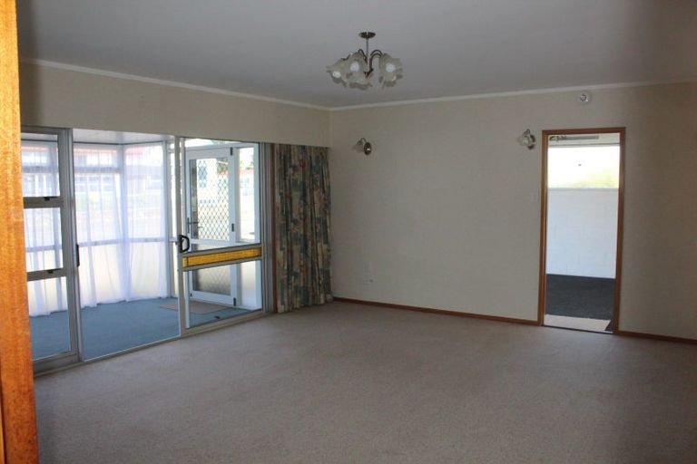 Photo of property in 6a Stairs Street, Dannevirke, 4930