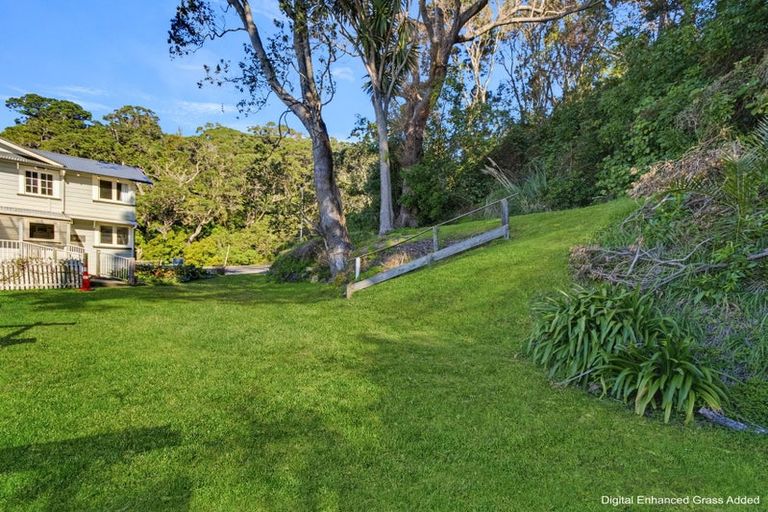 Photo of property in 1a West End Road, Ohope, 3121