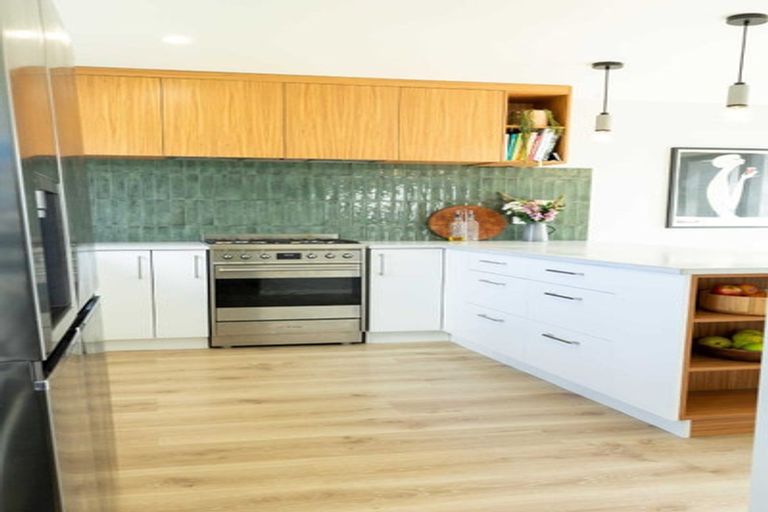 Photo of property in 12 Russell Street, Whanganui, 4500