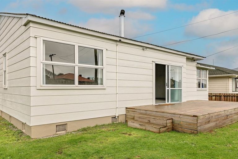 Photo of property in 30a Cobden Street, Westport, 7825