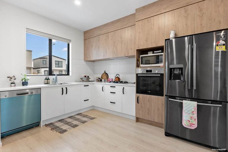 Photo of property in 30 Tumu Road, Papakura, 2110