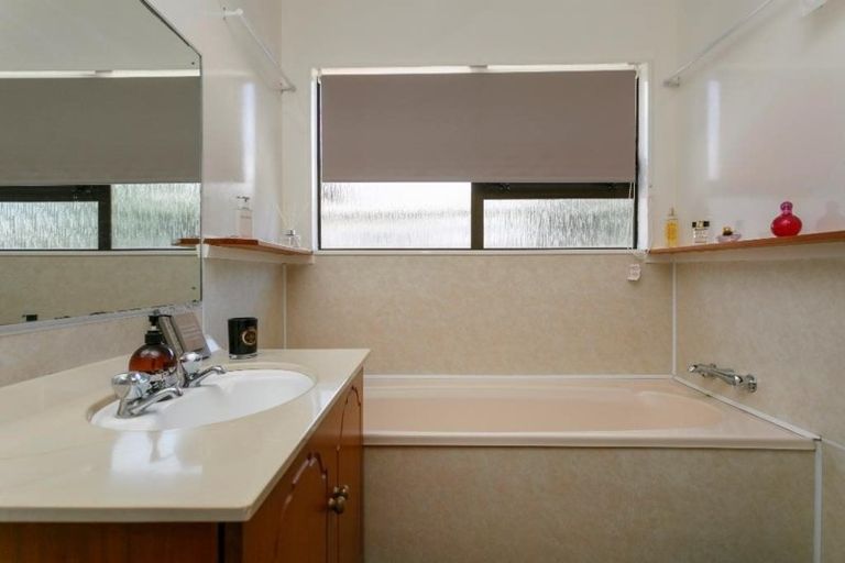 Photo of property in 63 Lakewood Drive, Nukuhau, Taupo, 3330