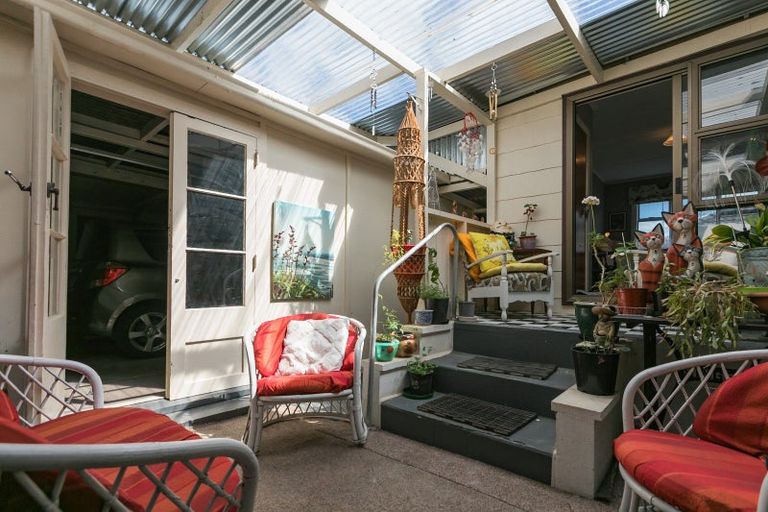 Photo of property in 30 Churchill Street, Waipukurau, 4200