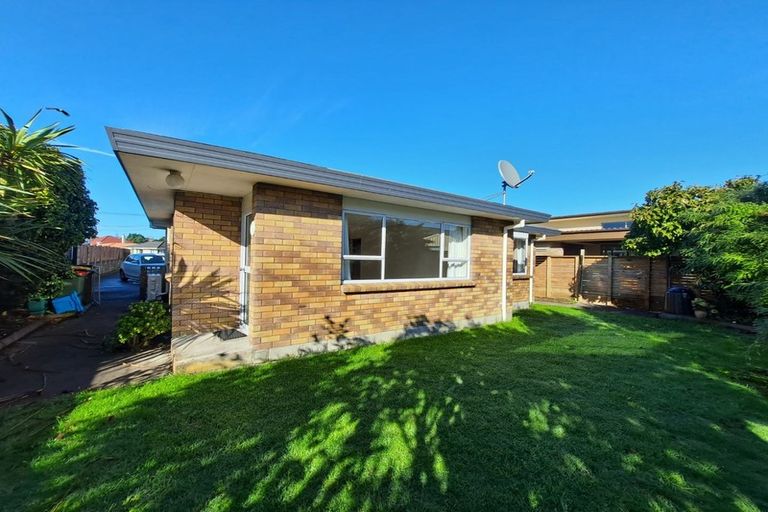 Photo of property in 17 Clemow Road, Fitzroy, New Plymouth, 4312