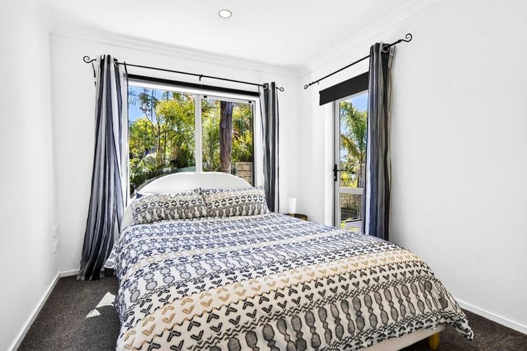 Photo of property in 21 Kotanui Avenue, Army Bay, Whangaparaoa, 0930