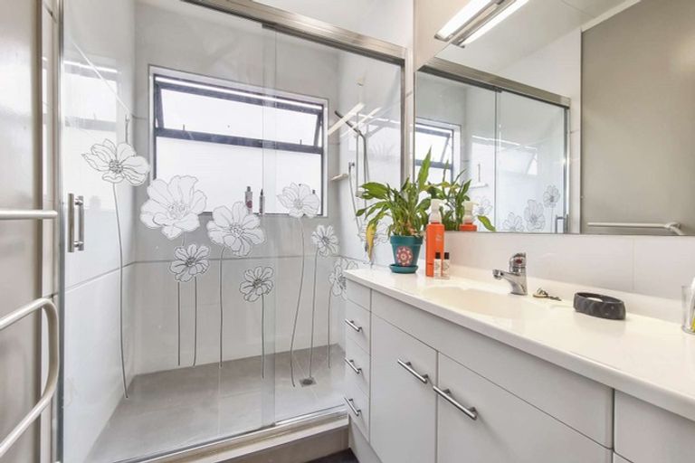 Photo of property in 1a Peace Street, Glenholme, Rotorua, 3010