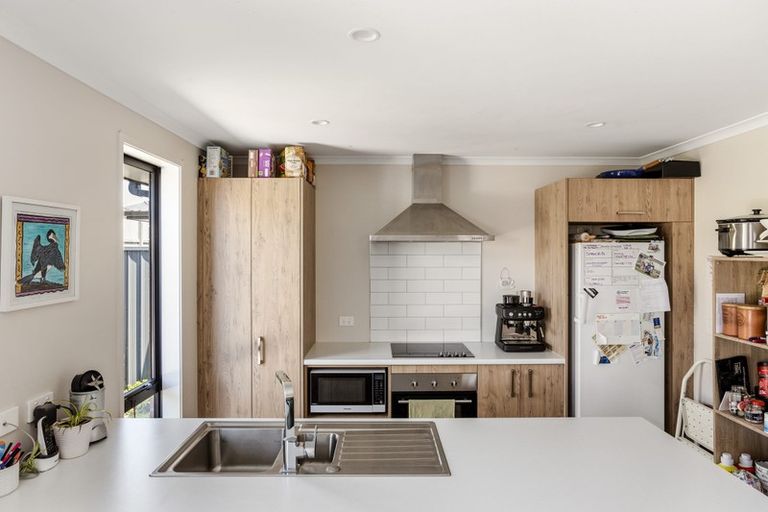 Photo of property in 22 Bridle Way, Omokoroa, 3114