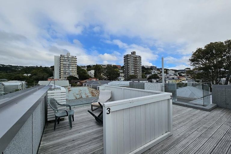 Photo of property in 2/294 Willis Street, Aro Valley, Wellington, 6011